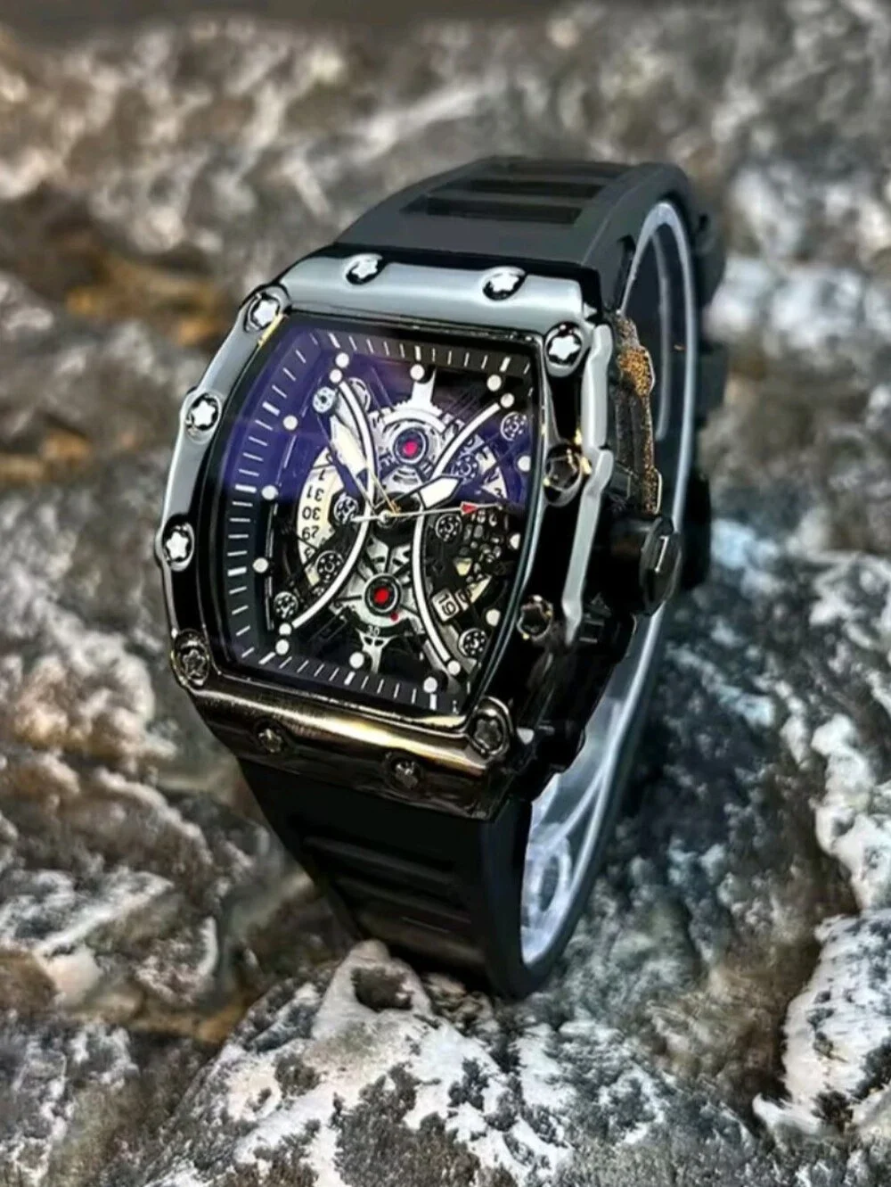 Men's Black Luxury Night Glow Sports Watch
